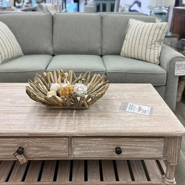 beach style furniture